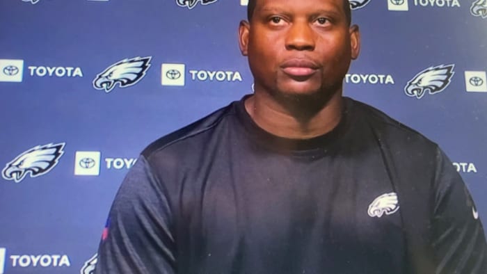 Eagles DB coach Dennard Wilson